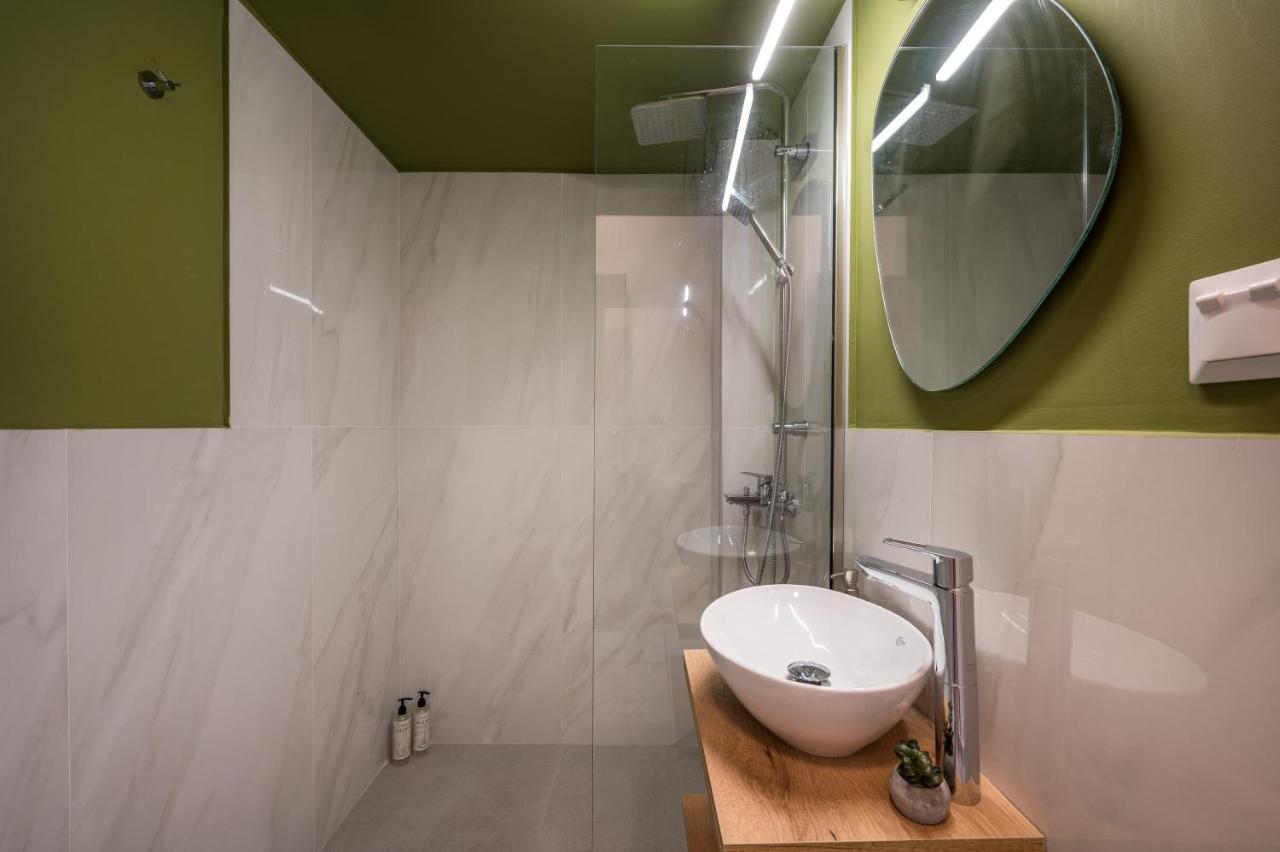 EROS by Senaon Urban Living Apartment Heraklion  Bagian luar foto